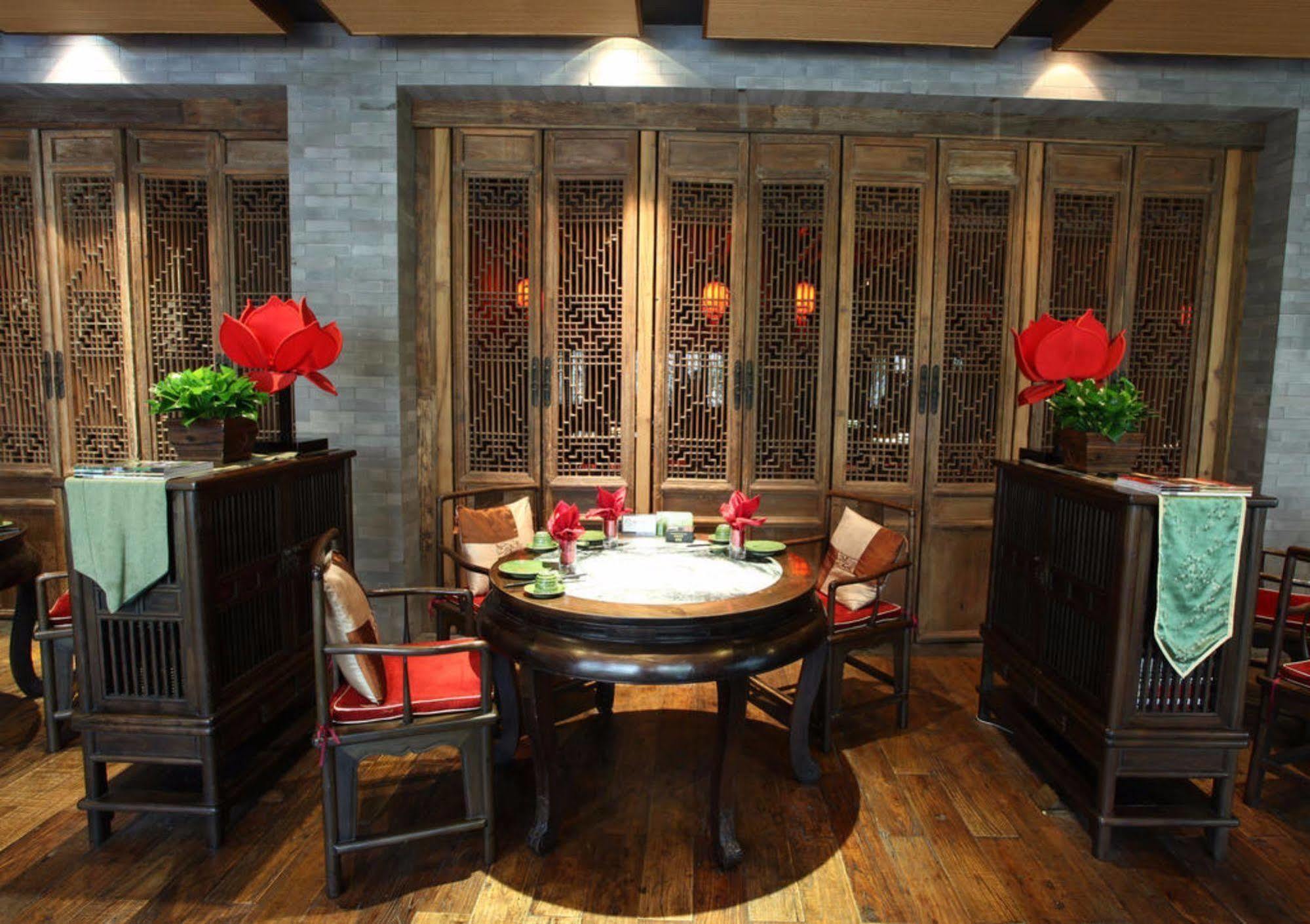 Ramada By Wyndham Xian Bell Tower Hotel Bagian luar foto